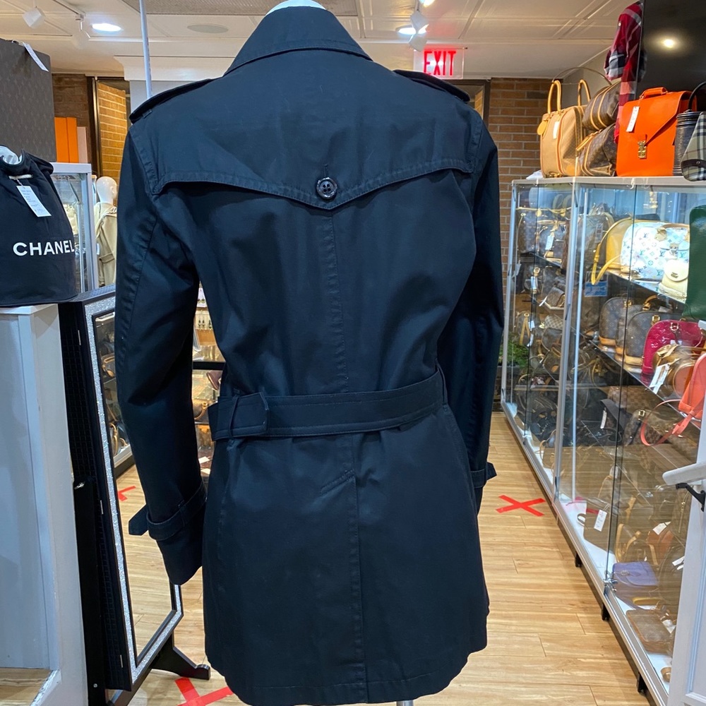 Burberry Lightweight Spring Jacket - image 3